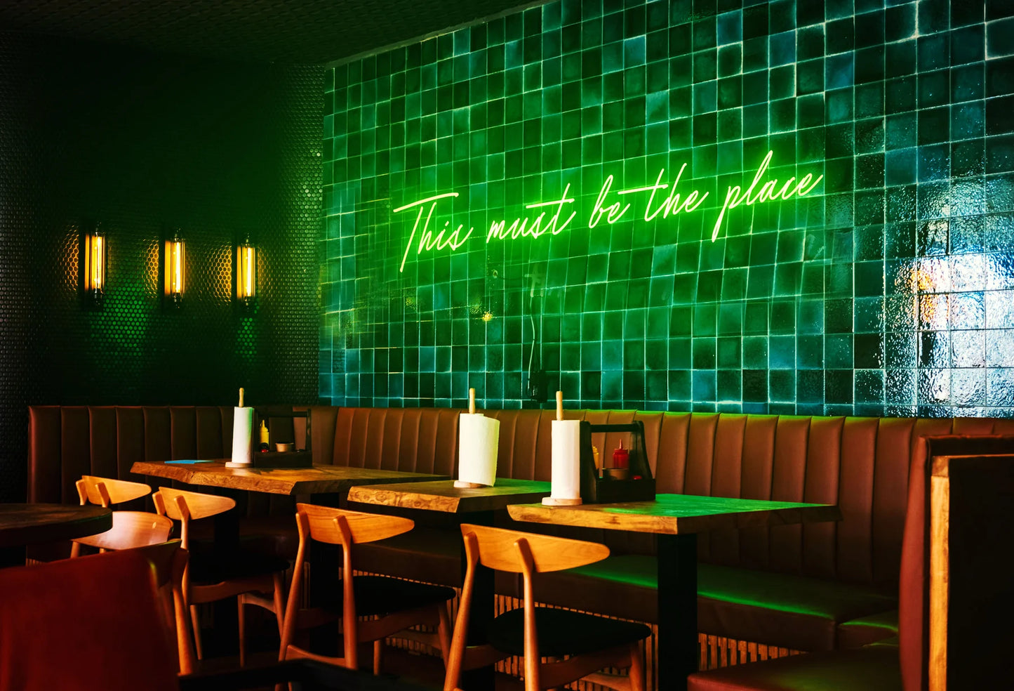 THIS MUST BE THE PLACE NEON DECO LED
